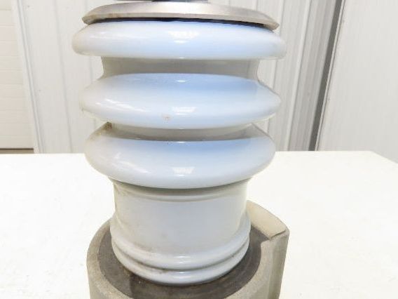 McGraw Edison AZF Vari-Star Intermediate Surge Arrester 10kV 8.4mcov Porcelain