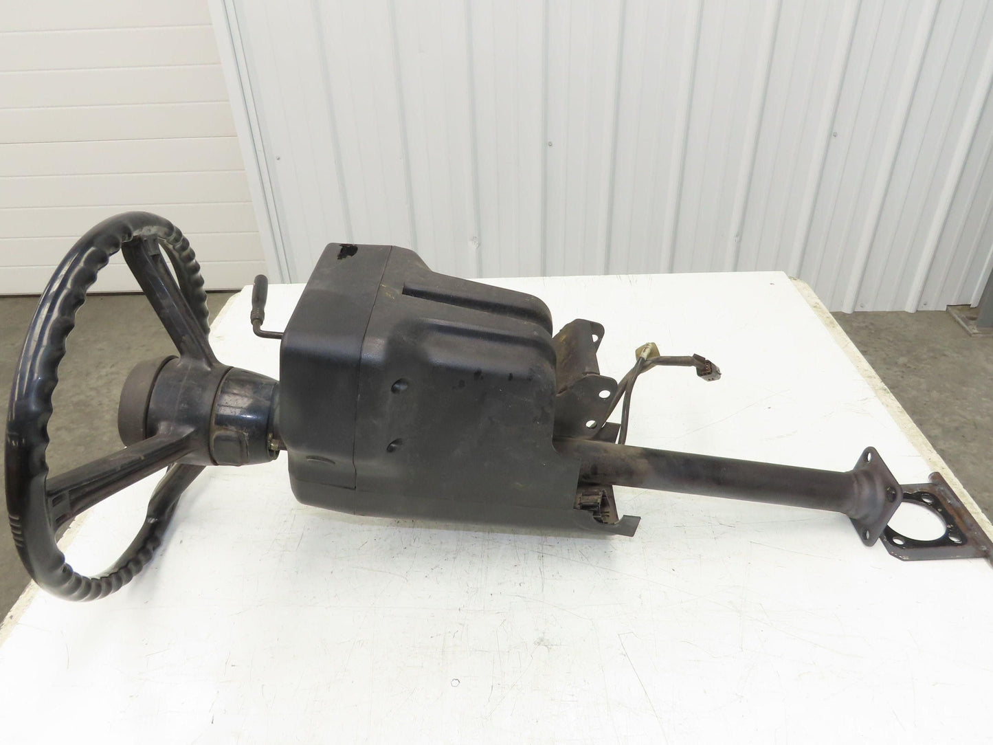 Toyota 5FBE15 Steering Wheel Column Assembly Controls Button Tilt