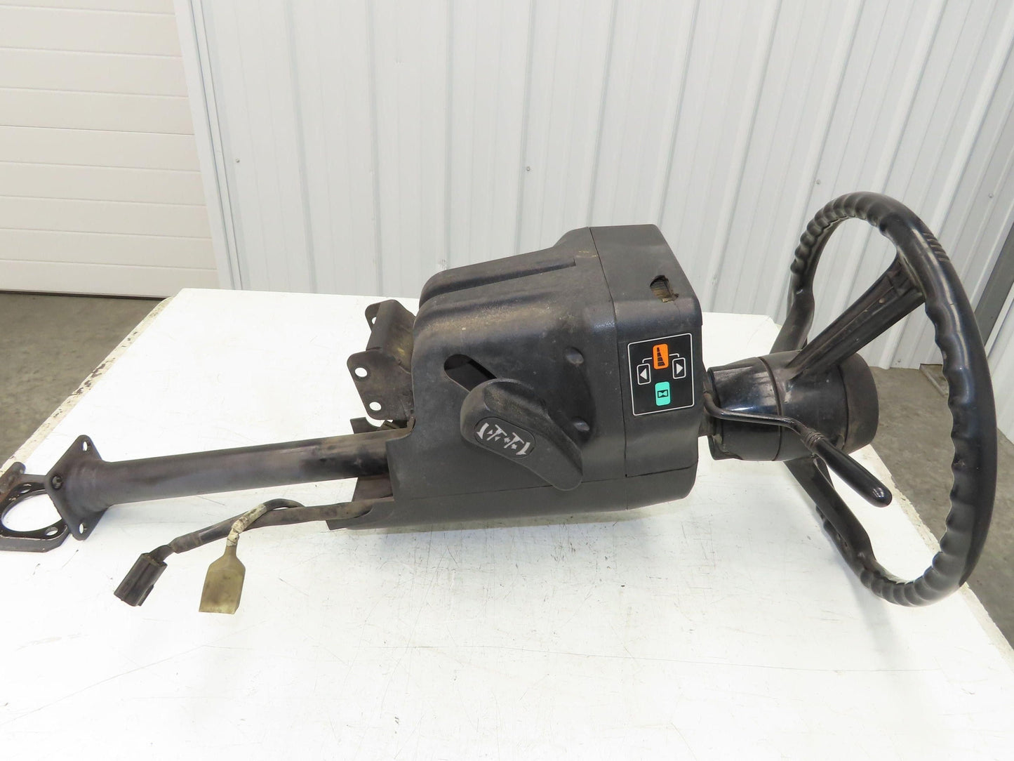 Toyota 5FBE15 Steering Wheel Column Assembly Controls Button Tilt