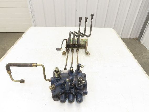 Toyota 5FBE15 Electric Forklift Hydraulic Control Lever System Assembly