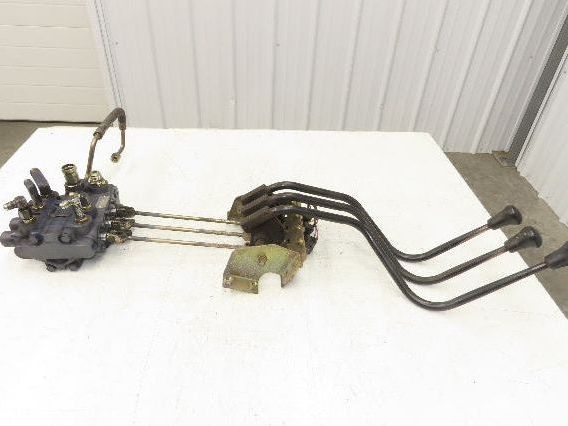 Toyota 5FBE15 Electric Forklift Hydraulic Control Lever System Assembly