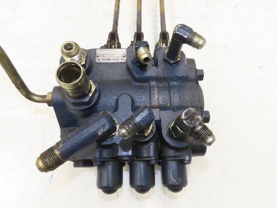 Toyota 5FBE15 Electric Forklift Hydraulic Control Lever System Assembly