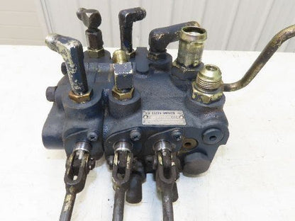 Toyota 5FBE15 Electric Forklift Hydraulic Control Lever System Assembly