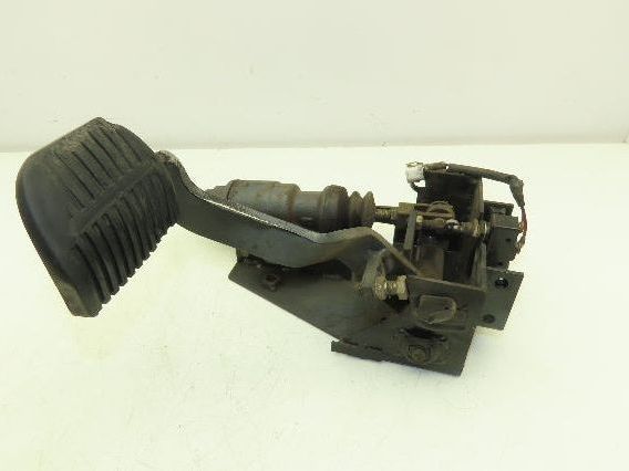 Toyota 5FBE15 Hydraulic Brake Pedal Assembly Master Cylinder