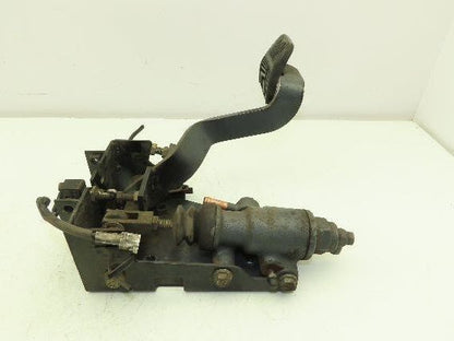 Toyota 5FBE15 Hydraulic Brake Pedal Assembly Master Cylinder