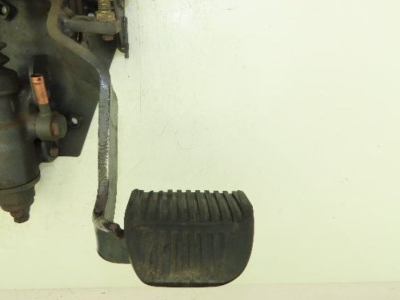 Toyota 5FBE15 Hydraulic Brake Pedal Assembly Master Cylinder