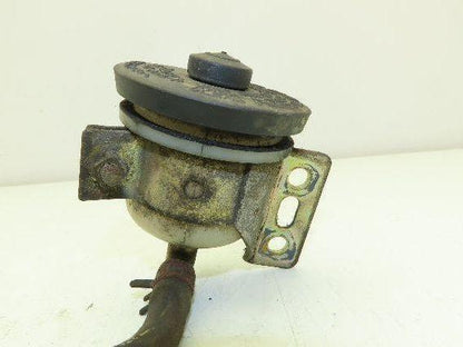 Toyota 5FBE15 Hydraulic Fluid Reservoir Bracket Hose Electric Forklift