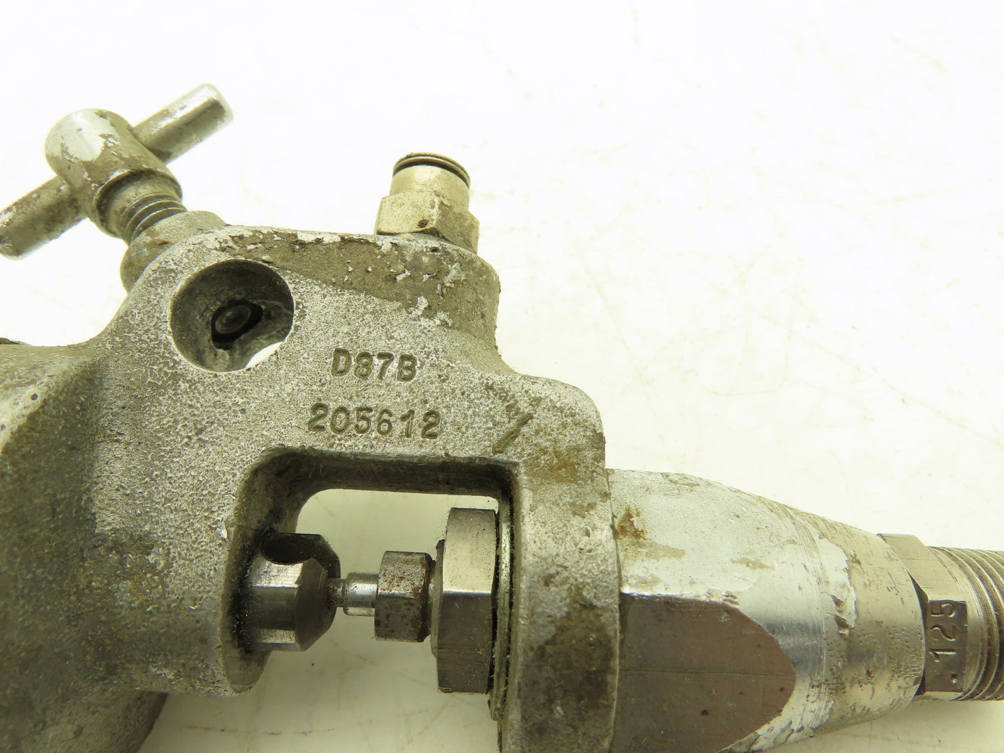 Graco 205-612 Stainless Steel Air Operated Dispensing Valve