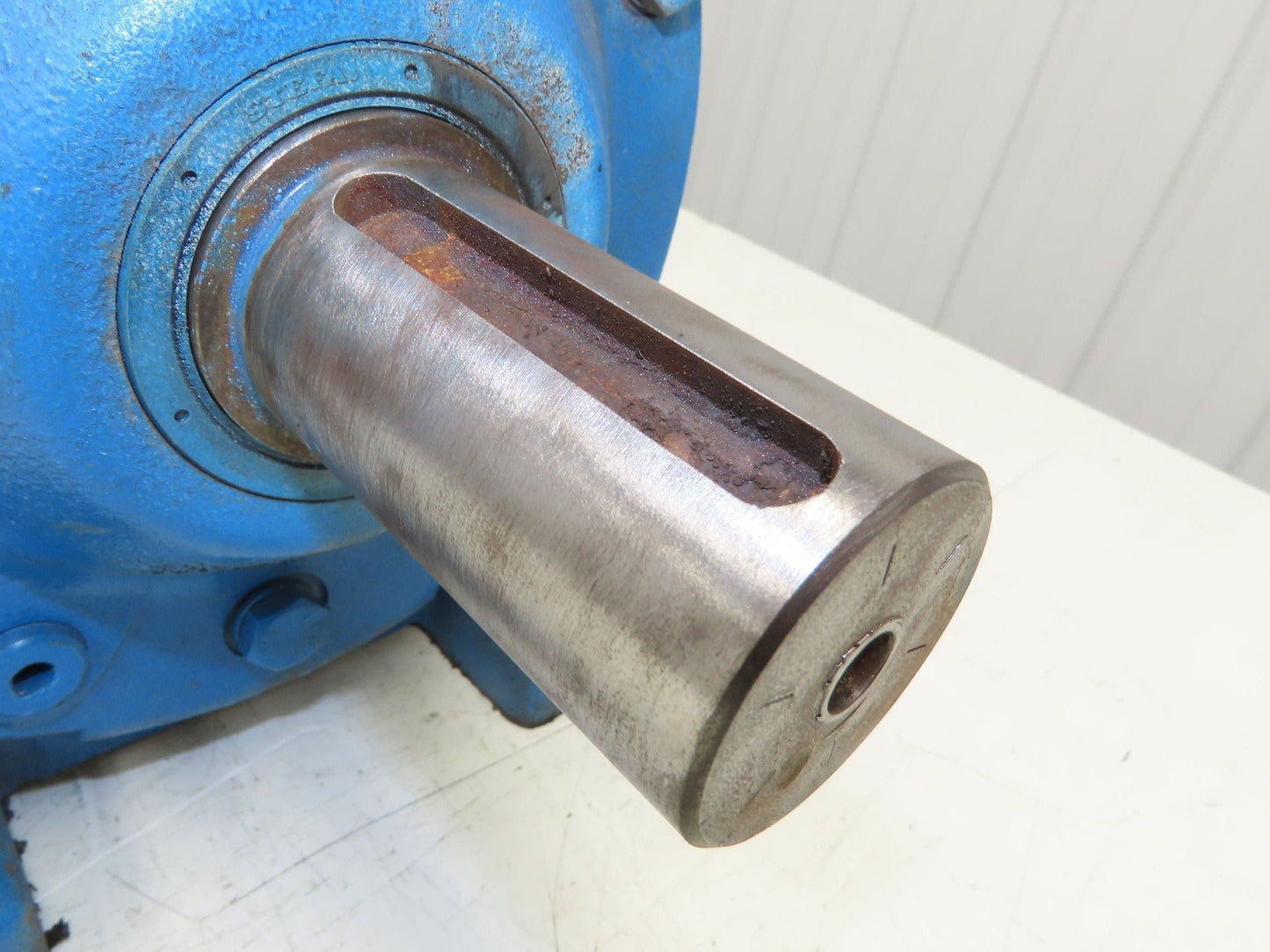 Sew Eurodrive R70 Inline Helical Gearbox 8.9:1 Reducer Foot Mount 3540 In-Lb