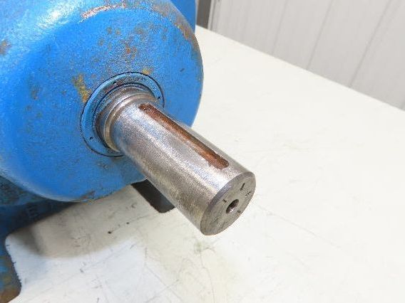 Sew Eurodrive R70 Inline Helical Gearbox 8.9:1 Reducer Foot Mount 3540 In-Lb