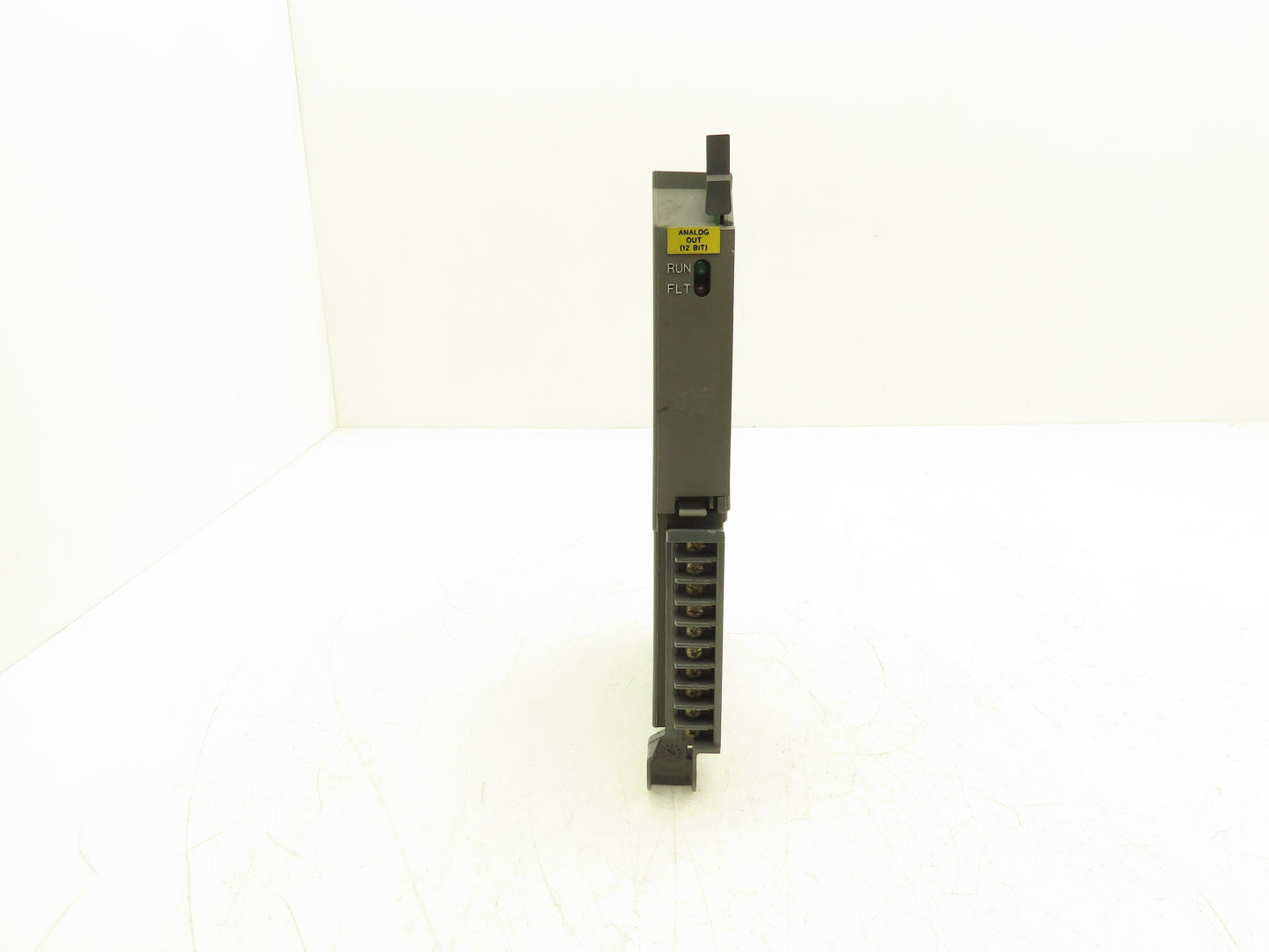 Allen Bradley 1771-OFE2 Analog Output Module Series B Rev AA1
