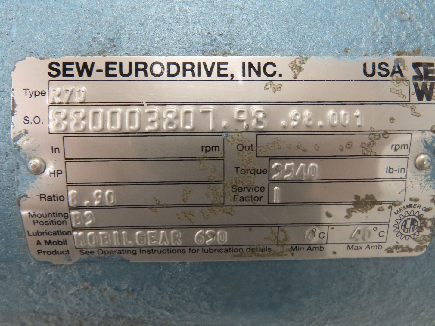 Sew Eurodrive R70 Inline Helical Gearbox 8.9:1 Reducer Foot Mount 3540 In-Lb