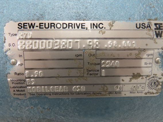 Sew Eurodrive R70 Inline Helical Gearbox 8.9:1 Reducer Foot Mount 3540 In-Lb