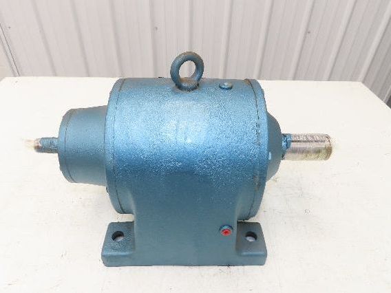 Sew Eurodrive R70 Inline Helical Gearbox 8.9:1 Reducer Foot Mount 3540 In-Lb