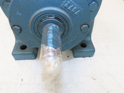 Sew Eurodrive R70 Inline Helical Gearbox 8.9:1 Reducer Foot Mount 3540 In-Lb