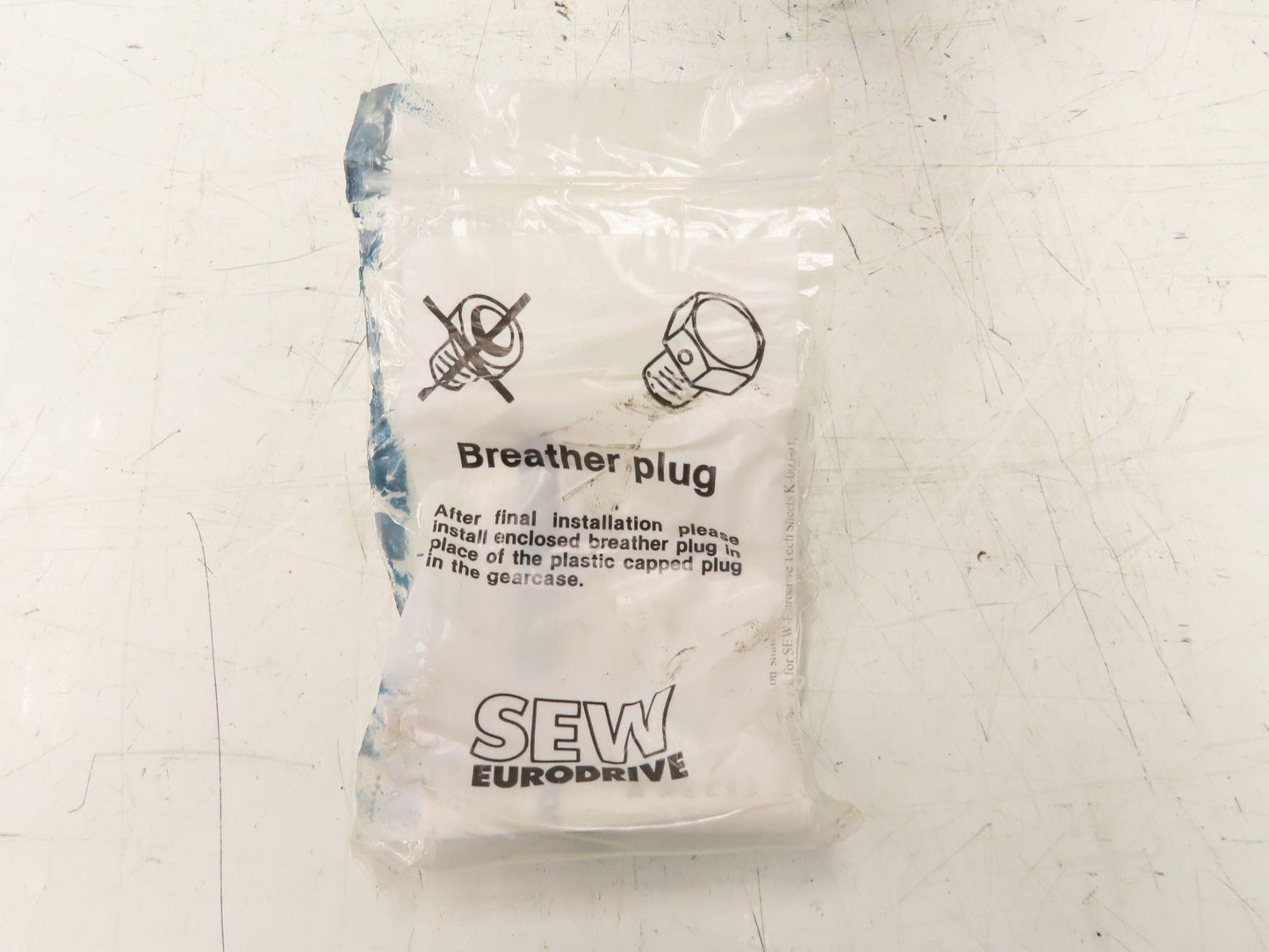 Sew Eurodrive R70 Inline Helical Gearbox 8.9:1 Reducer Foot Mount 3540 In-Lb