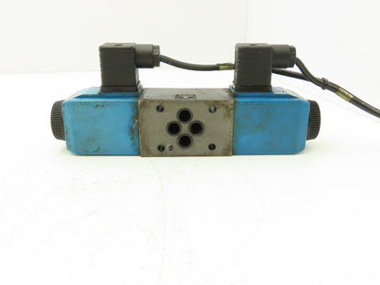 Eaton Vickers DG4V-3S-33C-M-U-H5-60 Hydraulic Directional Valve 24VDC Solenoid