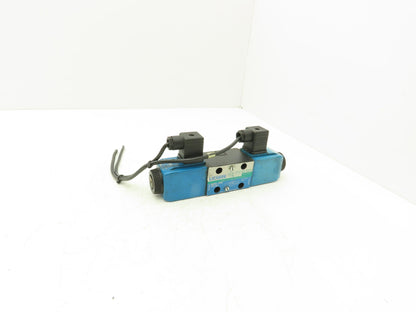 Eaton Vickers DG4V-3S-33C-M-U-H5-60 Hydraulic Directional Valve 24VDC Solenoid