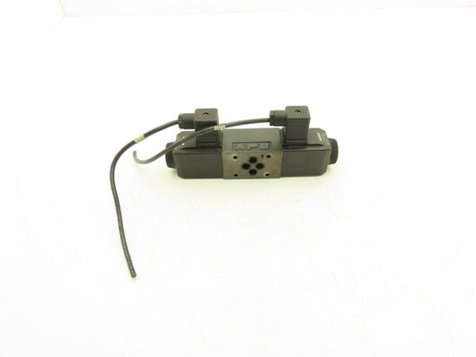 Vickers DG4V-3S-2C-M-U-H5-60 Hydraulic Directional Control Solenoid Valve 24VDC