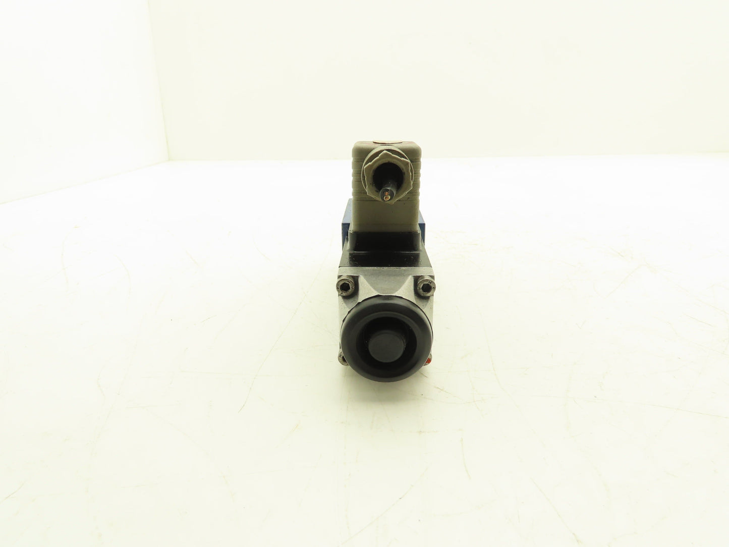 Rexroth Z4WE 6 E68-21/AG24N9K4/MR Hydraulic Directional Control Valve 24VDC