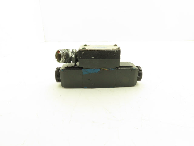 Vickers DG4V-3-7C-M-FW-B6-60 Hydraulic Directional Control Solenoid Valve 110V