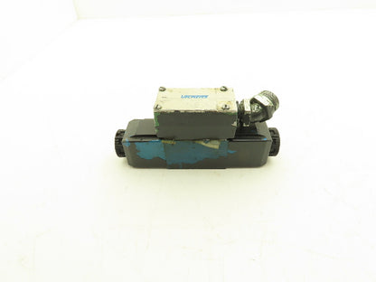 Vickers DG4V-3-7C-M-FW-B6-60 Hydraulic Directional Control Solenoid Valve 110V