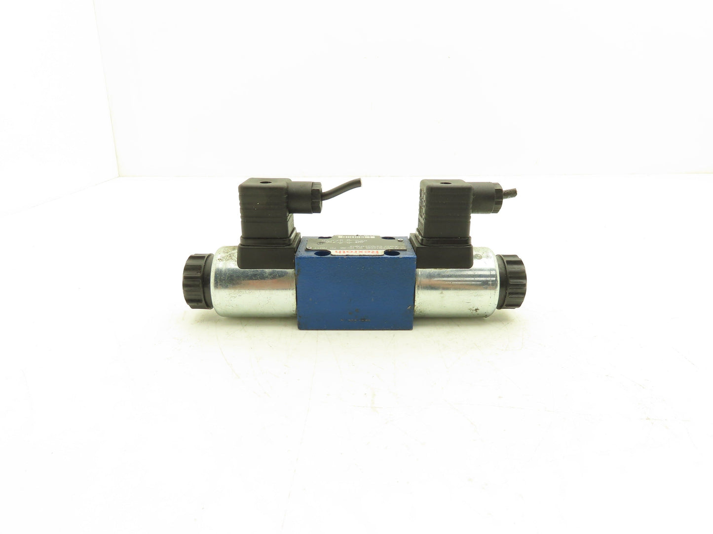 Rexroth 4WE6G2-62/EG24N9K4 Hydraulic Directional Solenoid Valve 24VDC