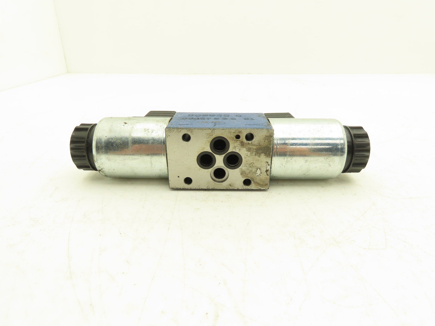Rexroth 4WE6G2-62/EG24N9K4 Hydraulic Directional Solenoid Valve 24VDC