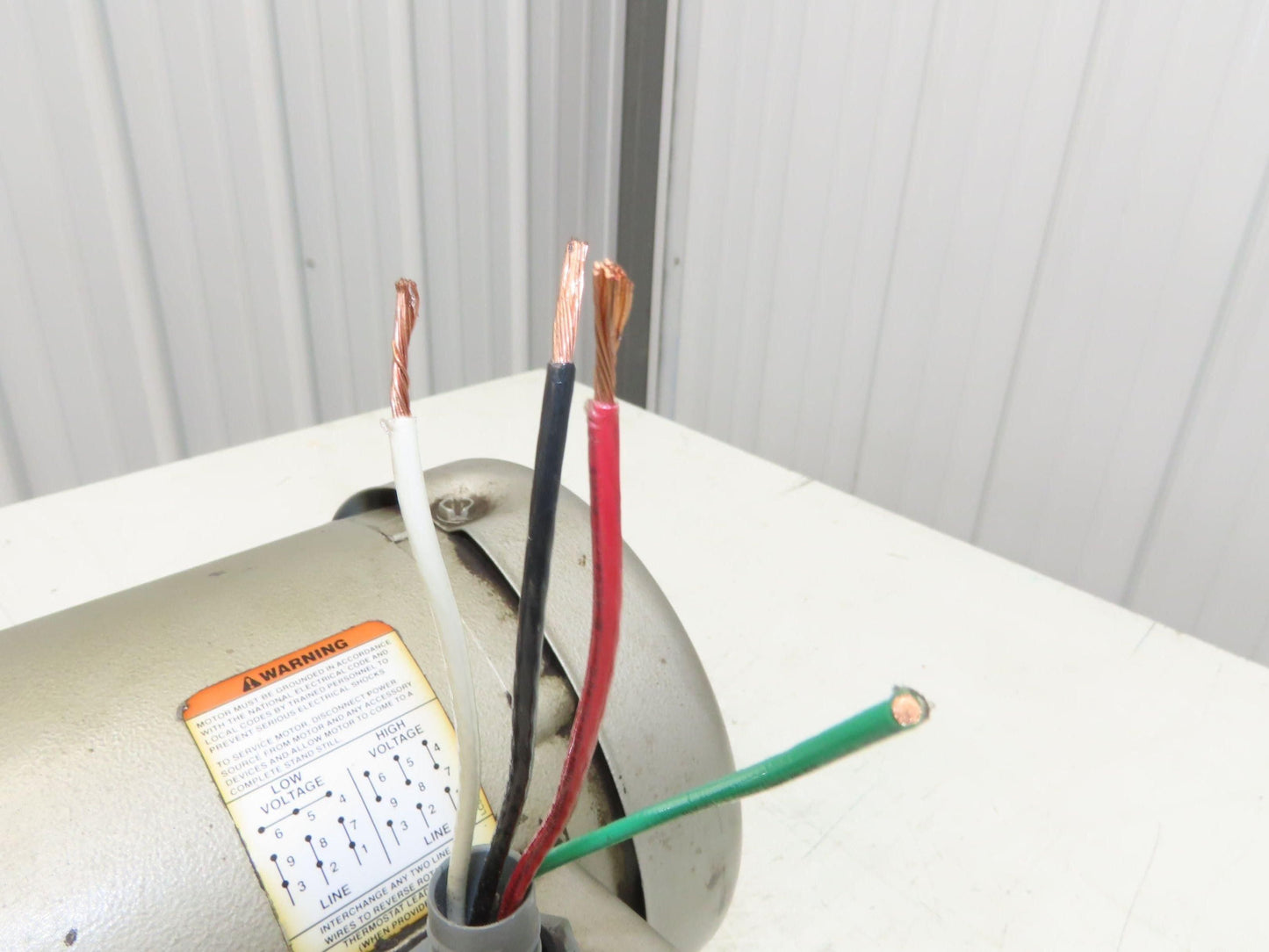 Airtech L-21-G1 Oil Flooded Rotary Vane Vacuum Pump 15 CFM 1Hp 230/460V 3PH