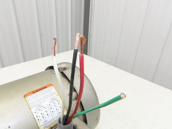 Airtech L-21-G1 Oil Flooded Rotary Vane Vacuum Pump 15 CFM 1Hp 230/460V 3PH