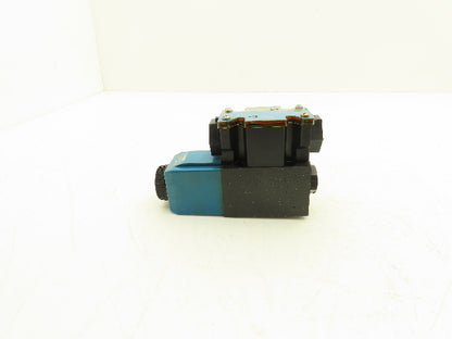 Vickers DG4V-3-6A-M-FW-B6-60 Directional Control Solenoid Valve 120VAC