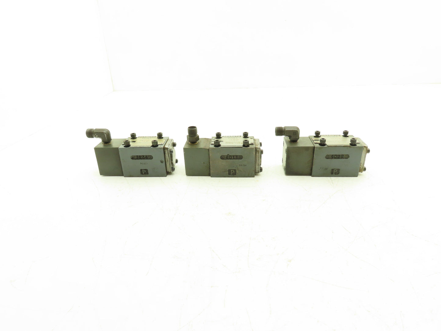Rexroth 4WH6D52/5 Hydraulic Directional Valve 4 Port 2 Position 	Lot of 3