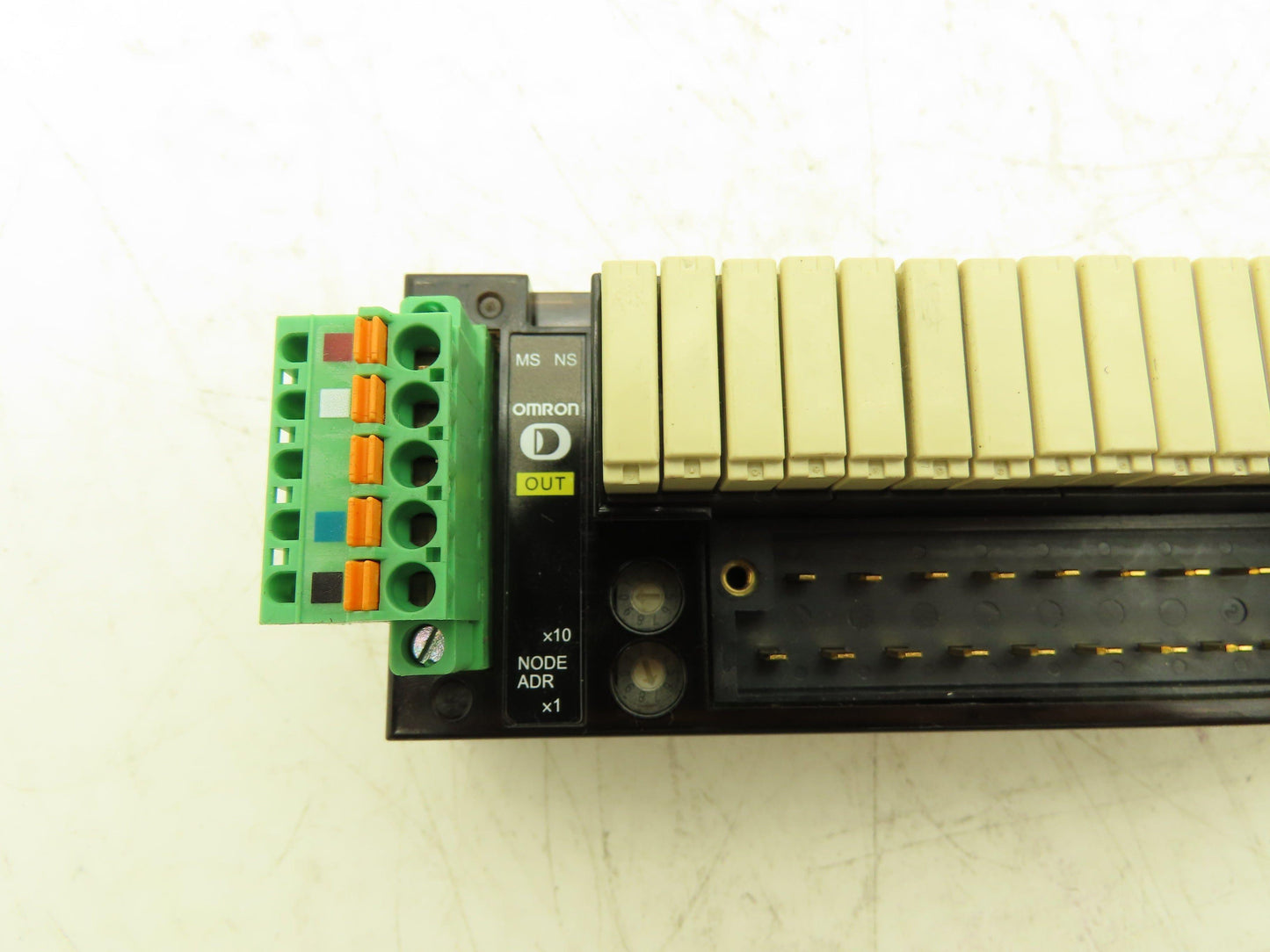 Omron DRT2-ROS16 DeviceNet Remote I/O Terminal with Relay Outputs 24VDC