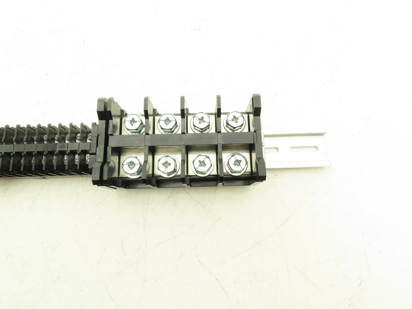 IDEC BN100W BNH15WM Terminal 38mm² 100A 16-2AWG 1.25mm² 15A 22-14AWG Lot of 32