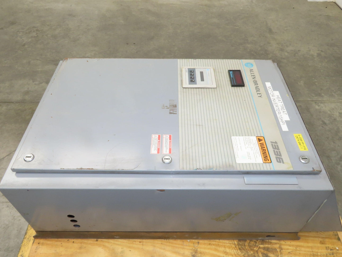 AB 1336-B010-EOD-FA2-L3 AC Drive 3Ph 10Hp 460V Electrical Enclosure
