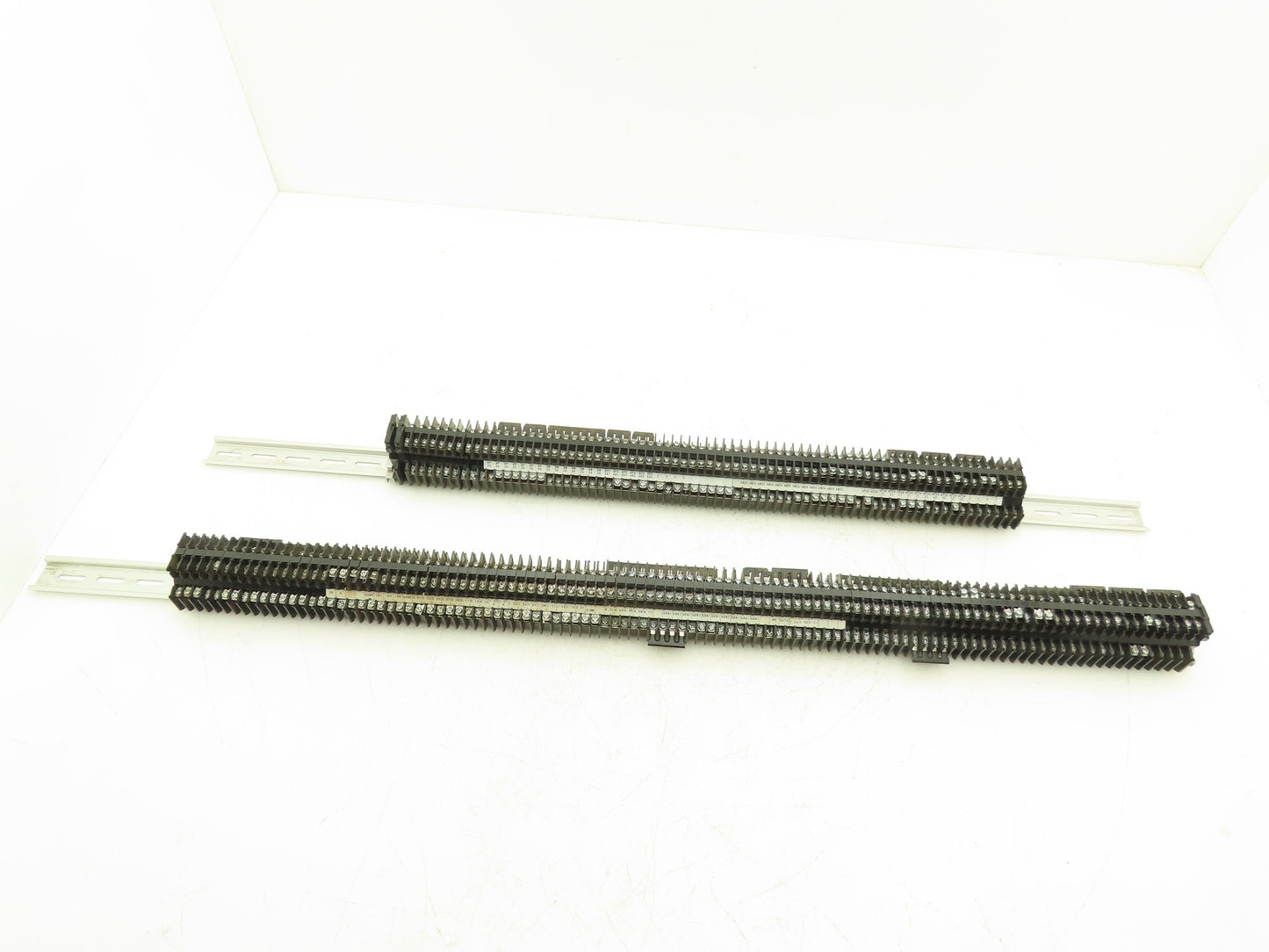 IDEC BNH15W Terminal 600v 1.25mm² 10A 22-14AWG Lot of 175