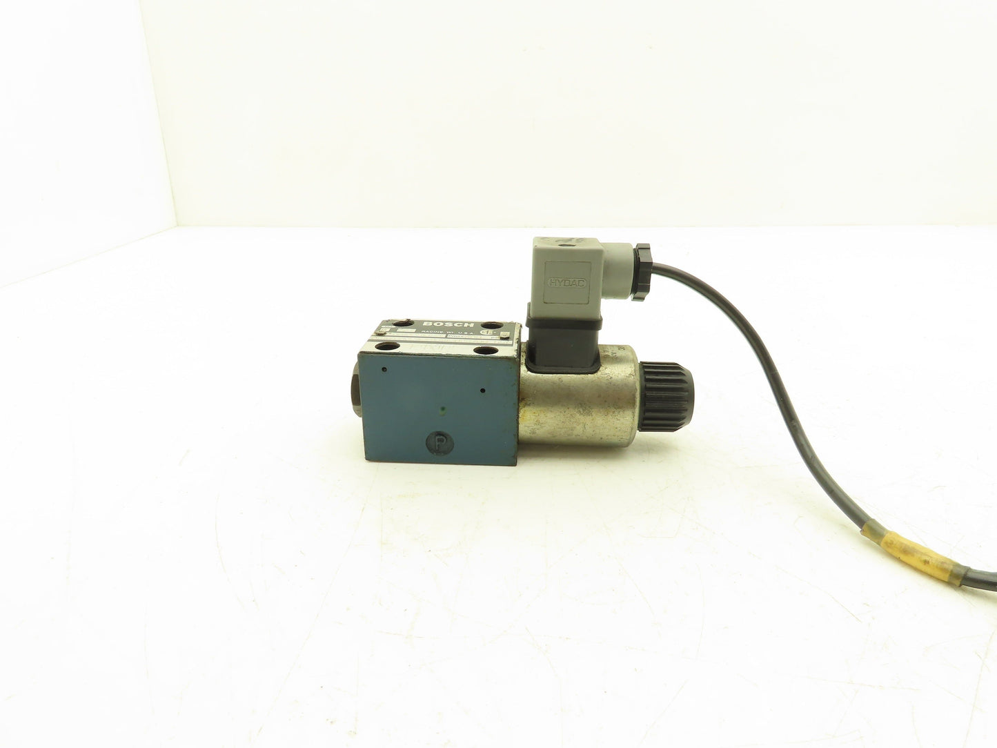 Bosch 081WV06P1V1010WS024/00 Hydraulic Solenoid Valve 24VDC