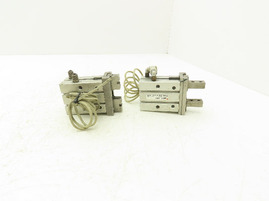 SMC MHZ2-25D3 Pneumatic Parallel Air Gripper 25mm Bore Double Acting Lot of 2