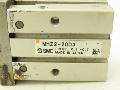 SMC MHZ2-20D3 Pneumatic Parallel Air Gripper 20mm Bore Double Acting Lot of 2