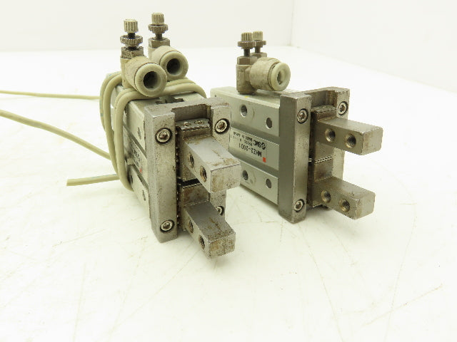 SMC MHZ2-20D1 Pneumatic Parallel Air Gripper 20mm Bore Double Acting Lot of 2
