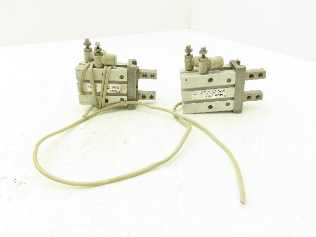 SMC MHZ2-20D1 Pneumatic Parallel Air Gripper 20mm Bore Double Acting Lot of 2