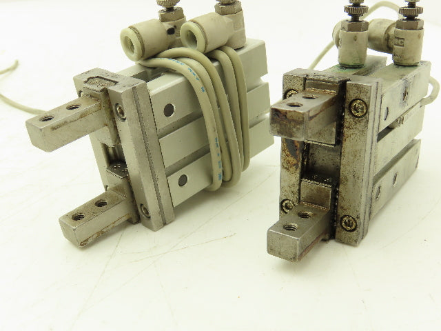 SMC MHZ2-20D Pneumatic Parallel Air Gripper 20mm Bore Double Acting Lot of 2