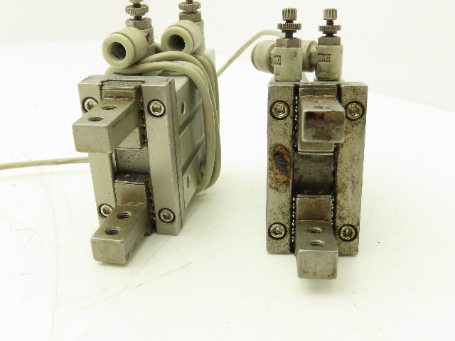 SMC MHZ2-20D Pneumatic Parallel Air Gripper 20mm Bore Double Acting Lot of 2