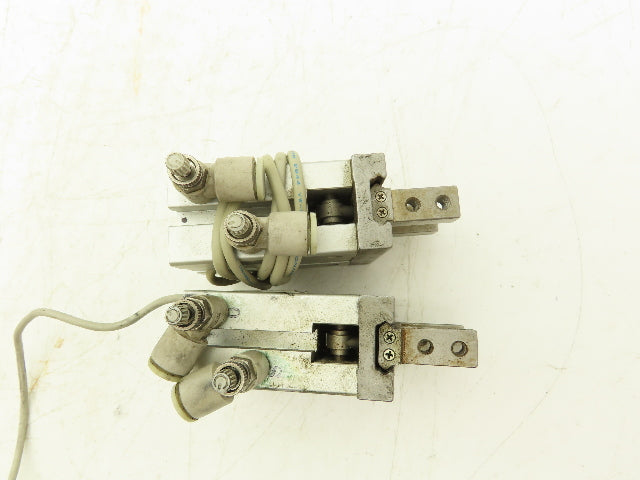 SMC MHZ2-20D Pneumatic Parallel Air Gripper 20mm Bore Double Acting Lot of 2