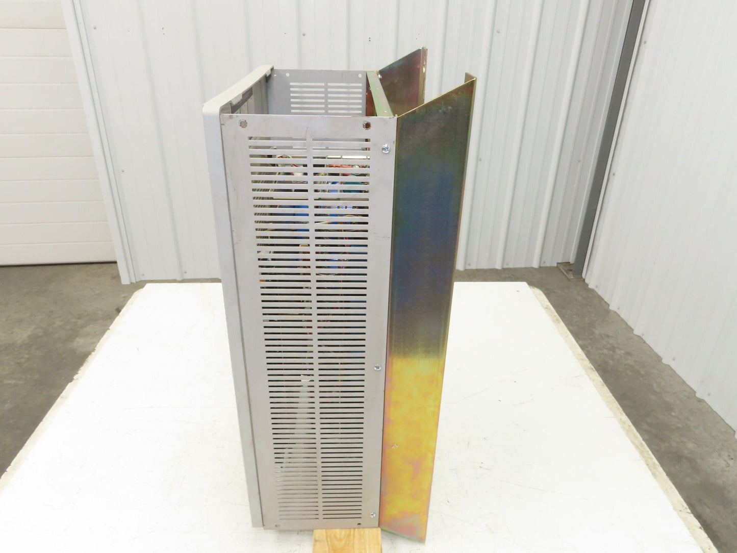 Allen Bradley 1336-B025-EOF Variable Frequency AC Drive 25Hp 460V 3PH VFD