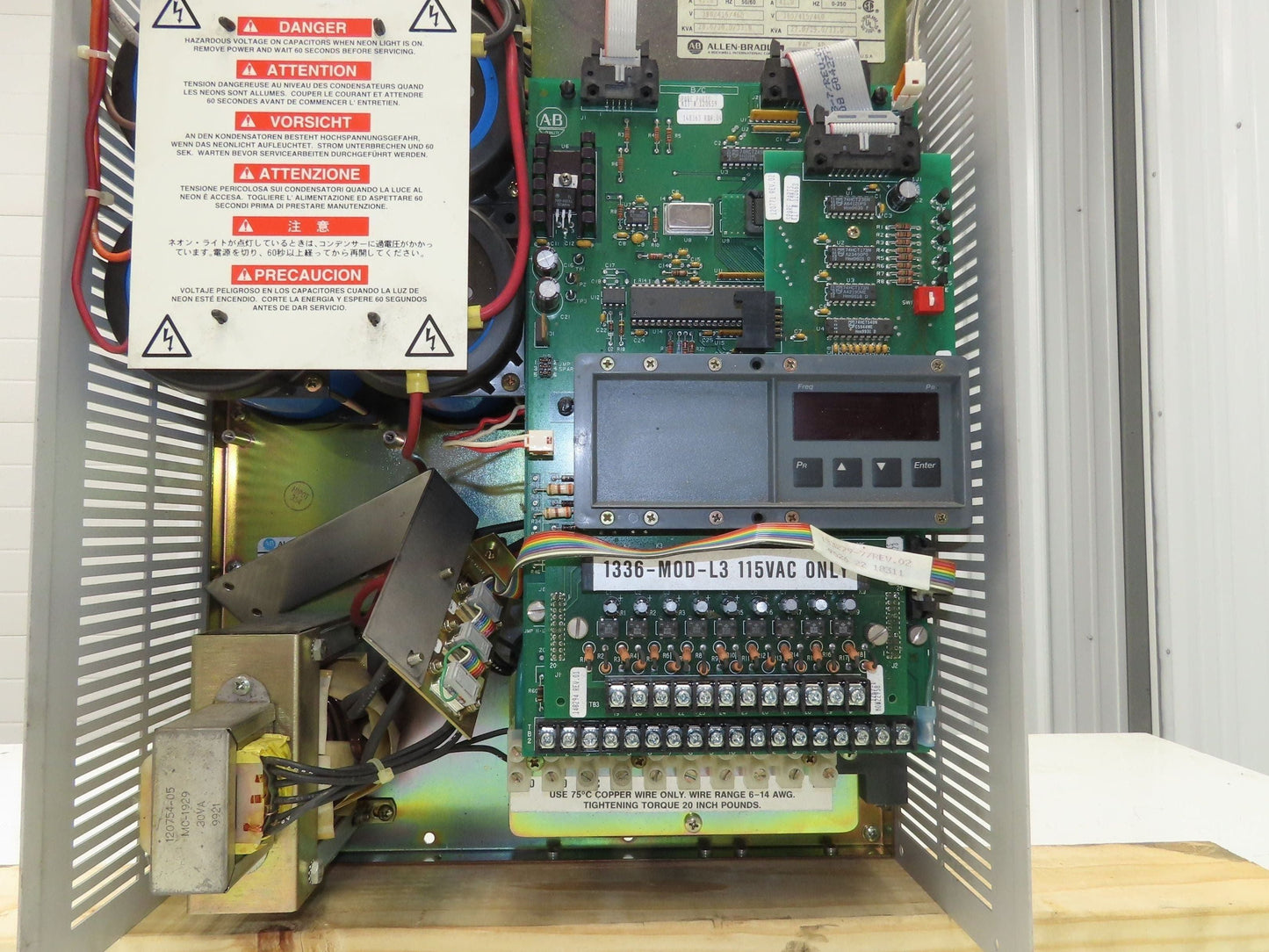 Allen Bradley 1336-B025-EOF Variable Frequency AC Drive 25Hp 460V 3PH VFD