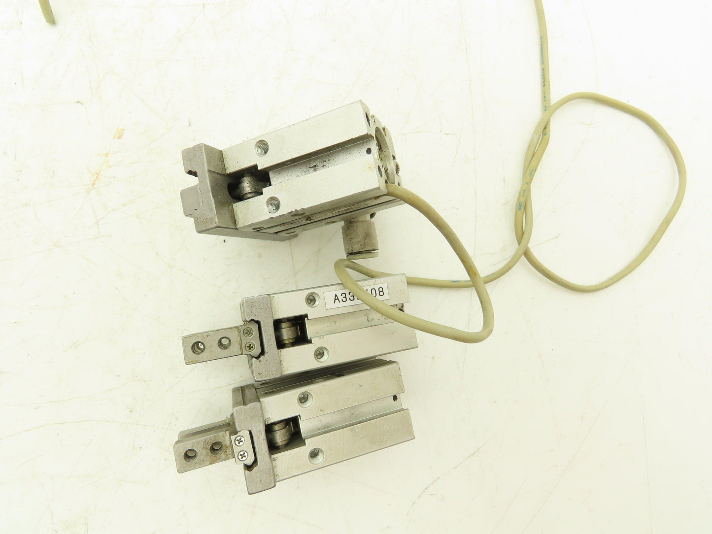 SMC MHZ2-16D Pneumatic Parallel Gripper 16mm Bore Double Acting Mixed Lot of 3