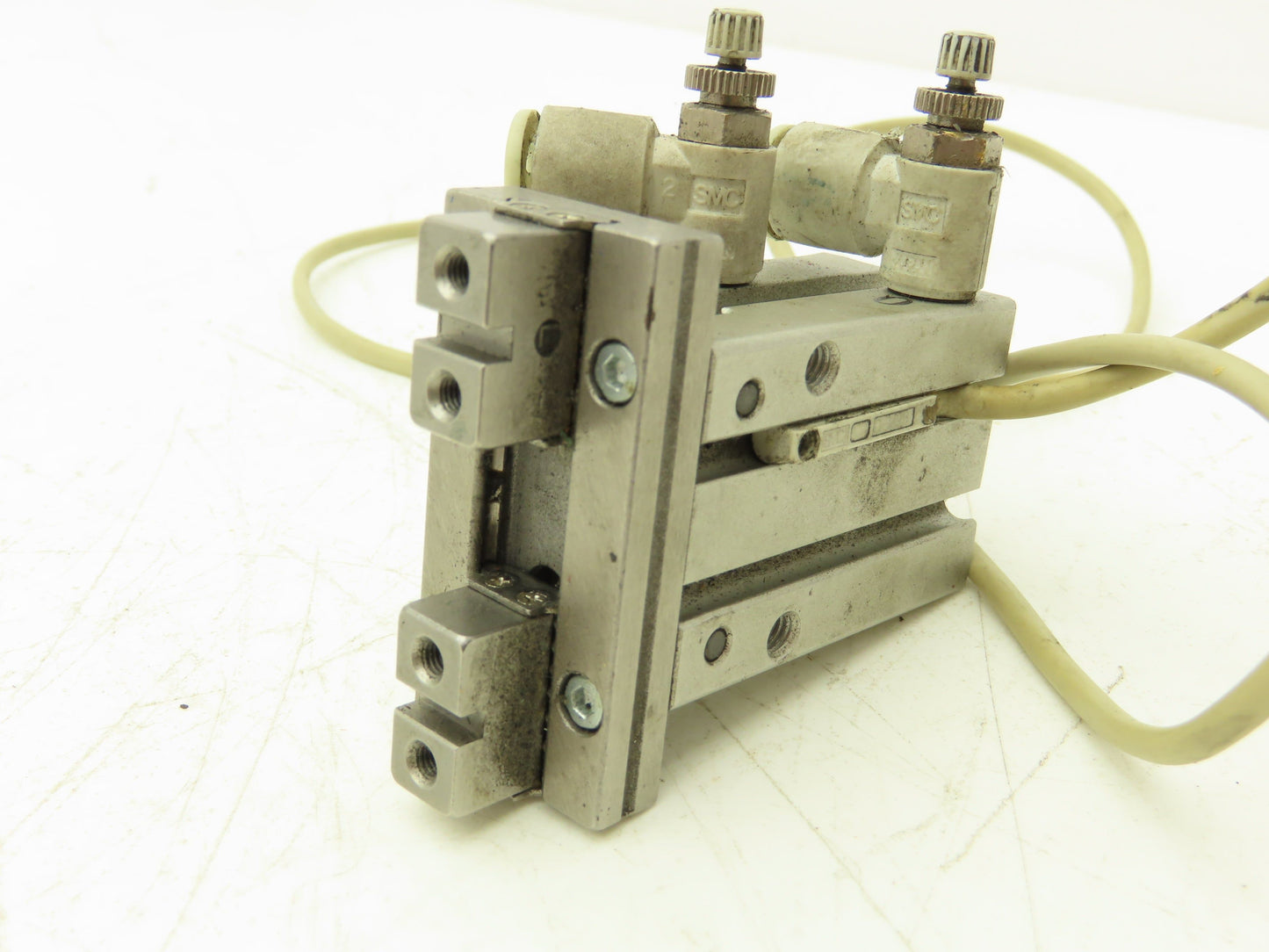 SMC MHZL2-16D3 Pneumatic Parallel Air Gripper 16mm Bore Double Acting