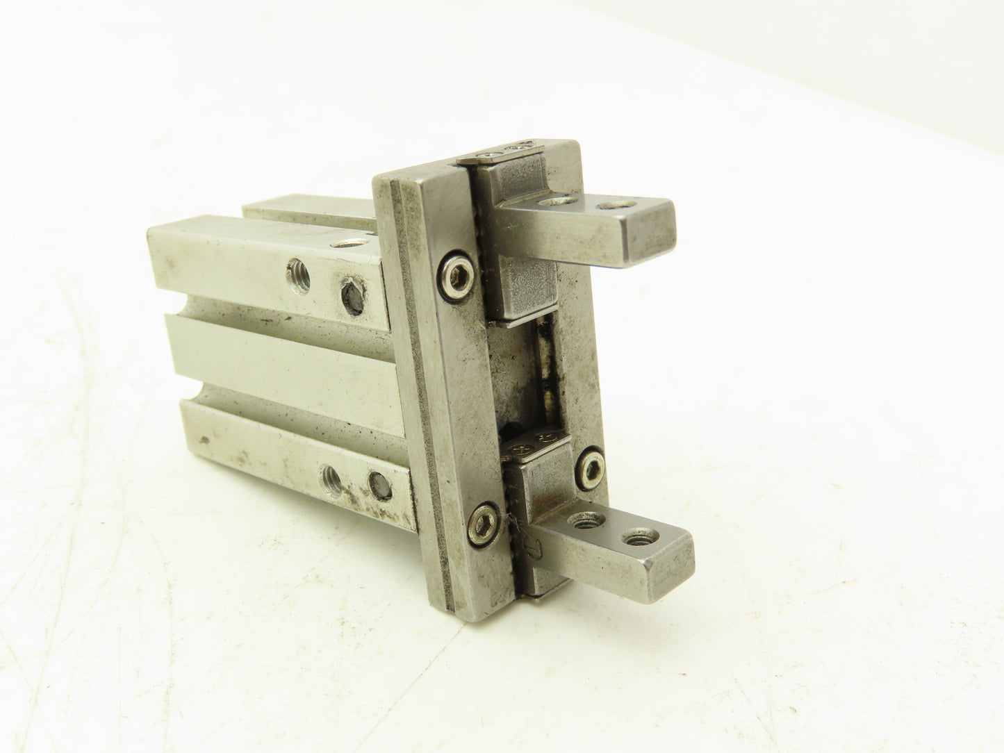 SMC MHZL2-16D Pneumatic Parallel Air Gripper 16mm Bore Double Acting