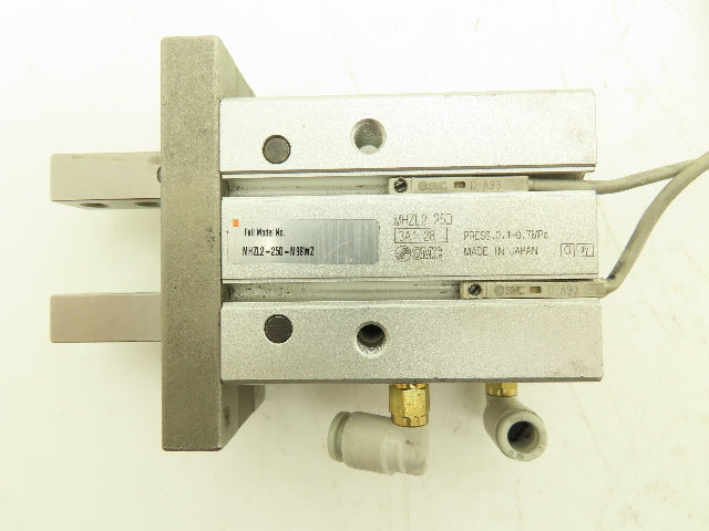 SMC MHZL2-25D-M9BWZ Pneumatic Parallel Air Gripper 25mm Bore Double Acting